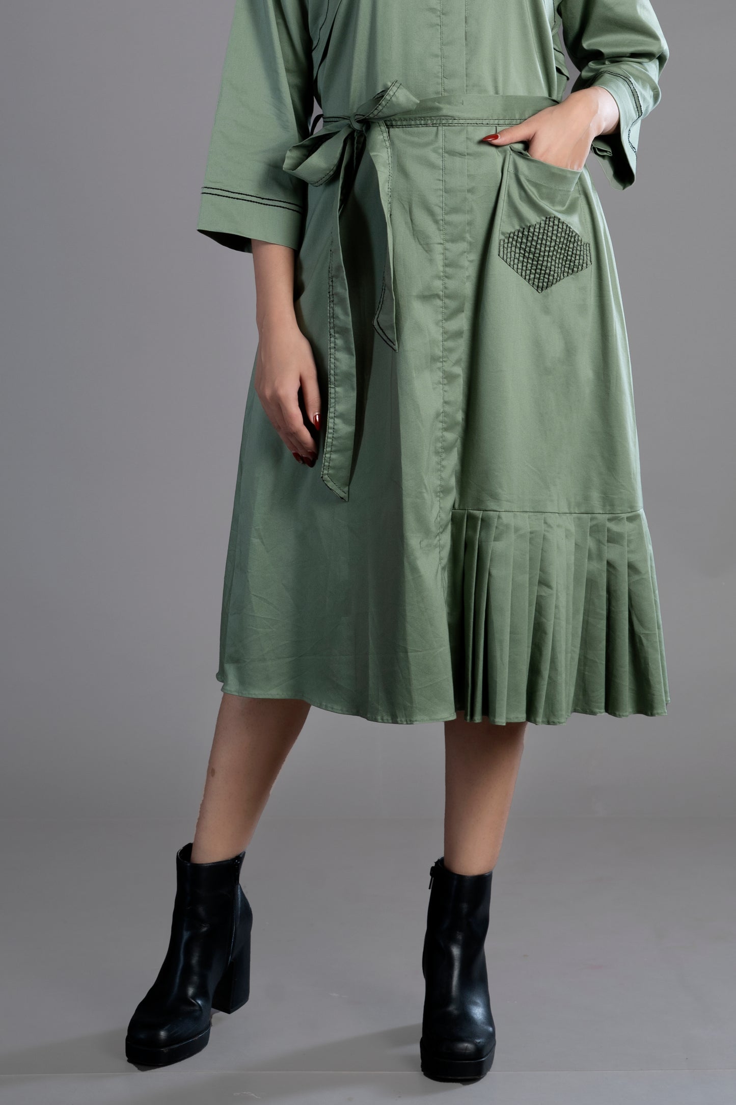 THE SEMI FORMAL POPLIN DRESS.