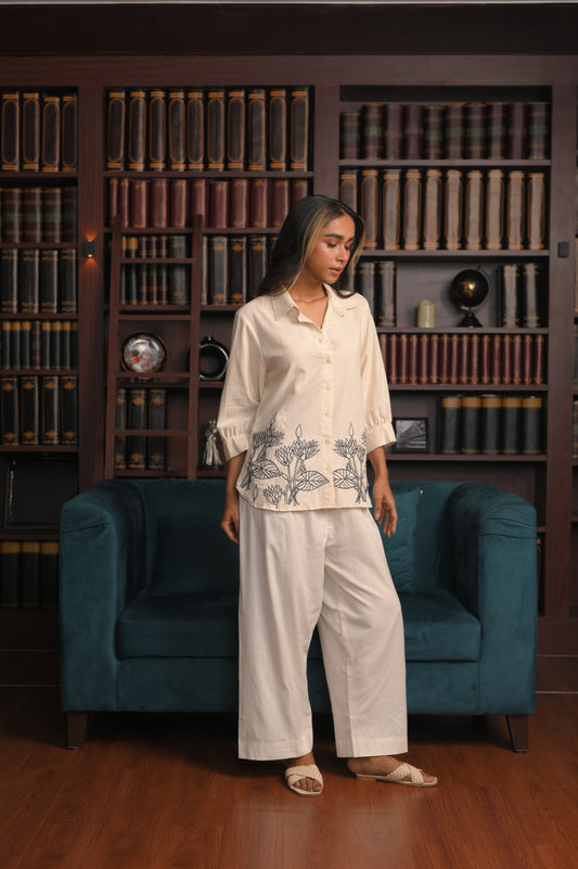 The black flower Design Flax Shirt